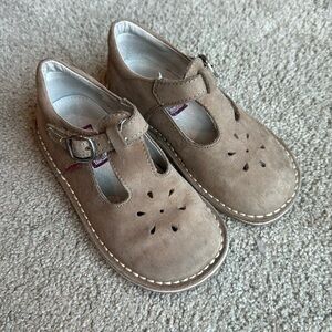 L’amour Tstrap Shoes